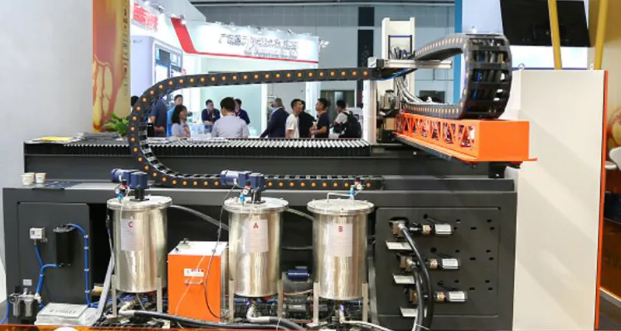 变压器护罩点胶密封专用KW-530 双组份涂胶设备发货